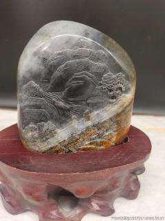 新疆和田玉青花籽料摆件