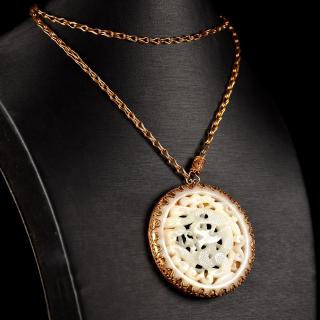 珍品旧藏和和田玉包金挂坠项链,做工精细,纯手工制作,重量:45克,长度: